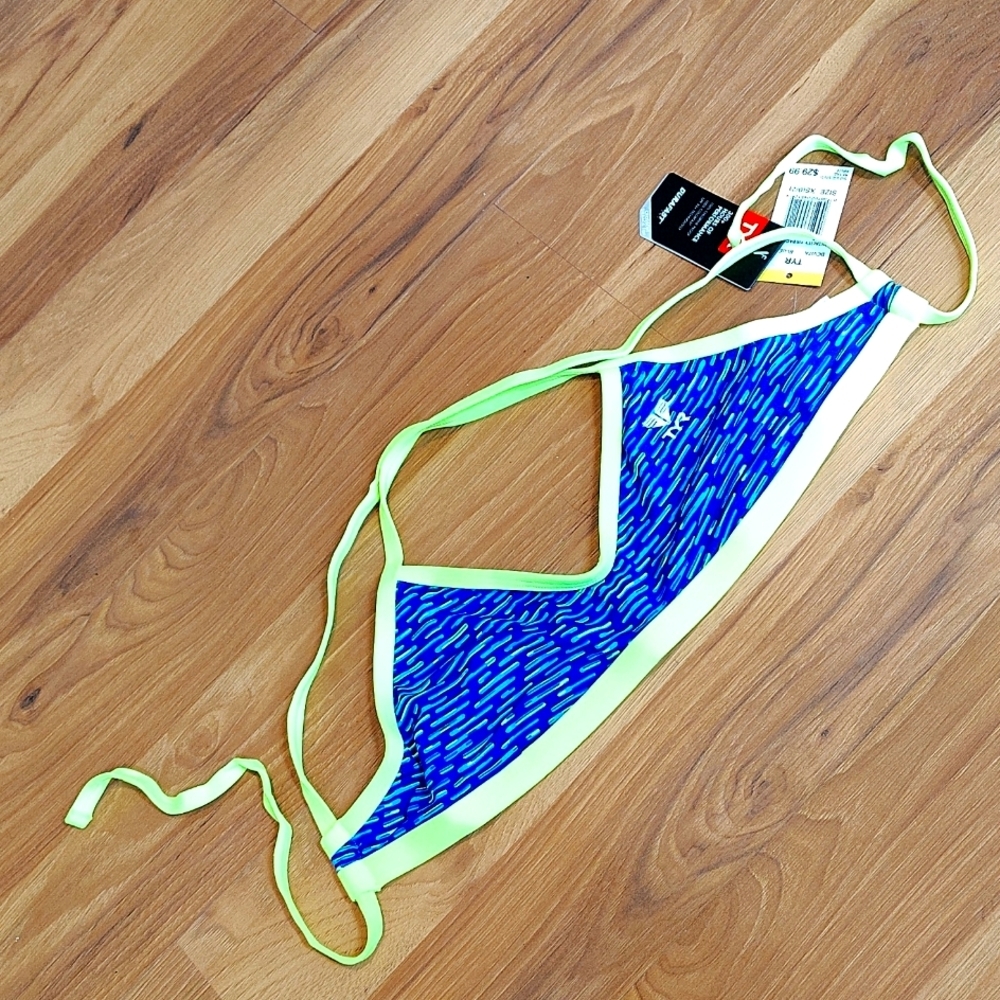 TYR Ladies Swim Top,  Ladies X-Small, Swimwear